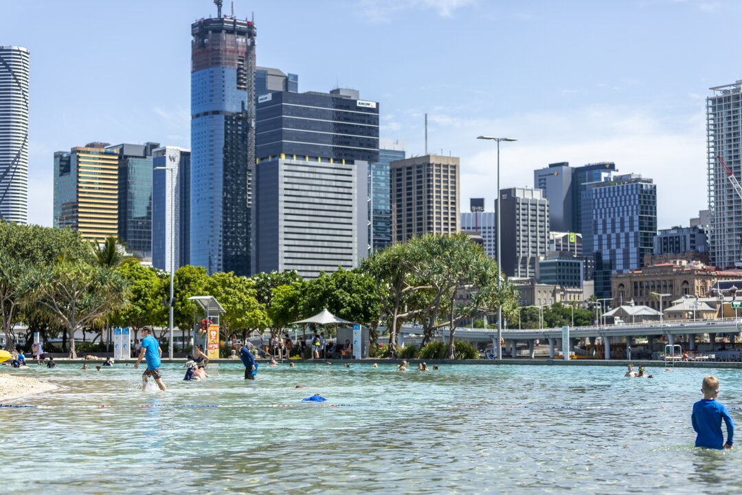 Picture of Brisbane city from South Bank swimming area