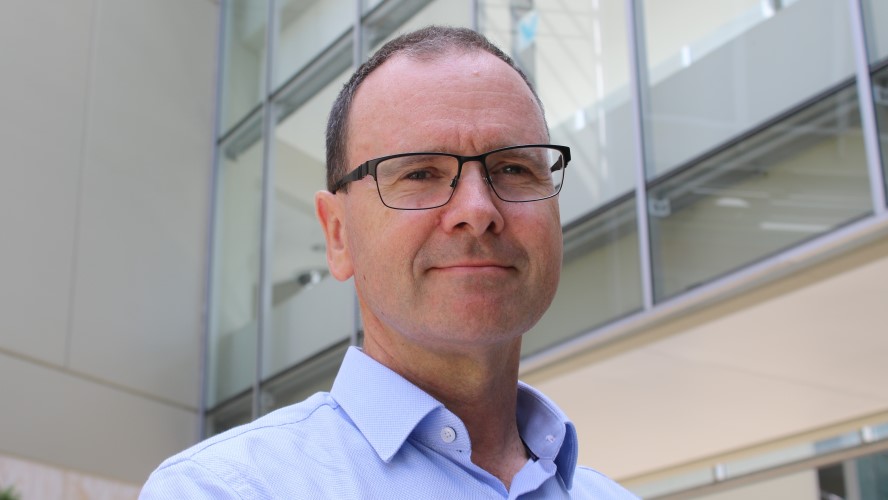 Picture of Dr Peter Bourke